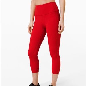 LULULEMON PACE RIVIAL CROP “22
